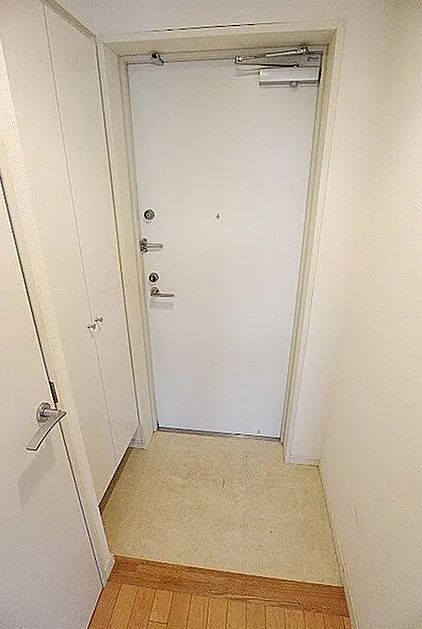 玄関　別号室参照