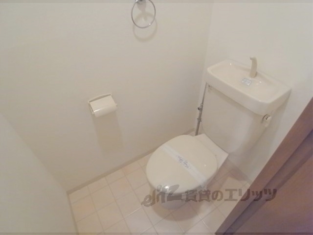 トイレ　シンプルなトイレです