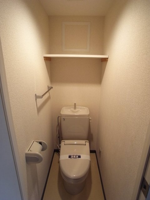 トイレ　落ち着いたトイレです