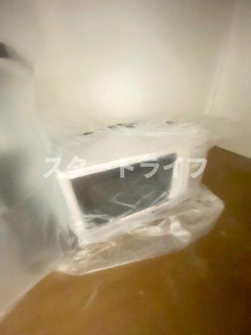 バルコニー　共用バルコニー