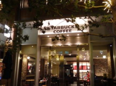 飲食店　スターバックスコーヒー大崎ブライトタワー店（飲食店）まで223m