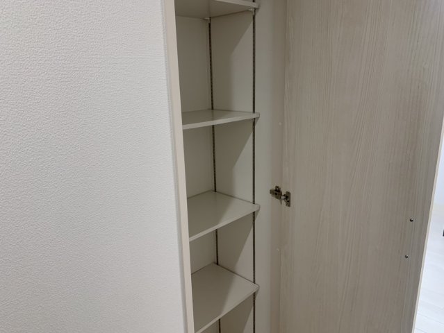 その他　写真は同物件、別部屋のものです。