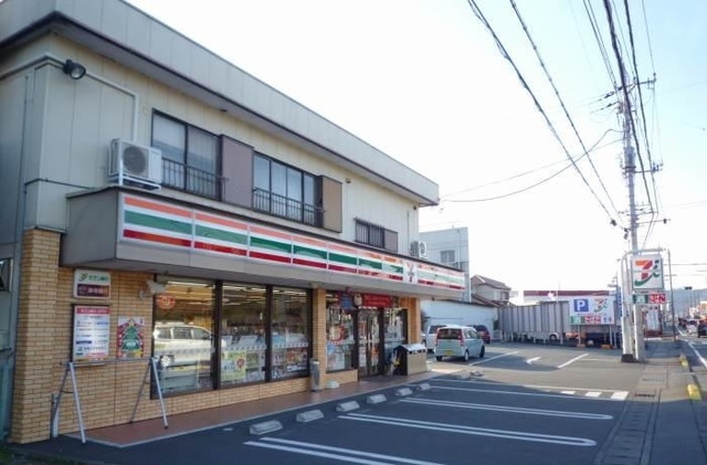 コンビニ　セブンイレブン大仁店（コンビニ）まで550m