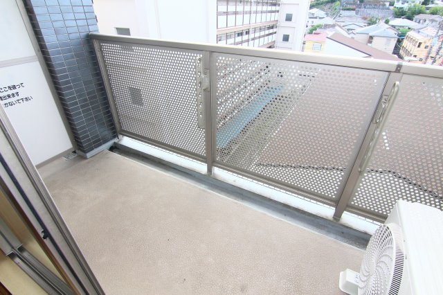 バルコニー　※同仕様写真になります。