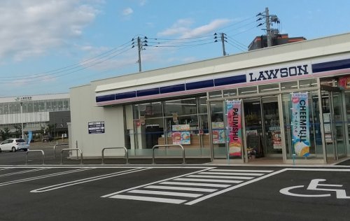 コンビニ　ローソン 上越妙高駅前店（コンビニ）まで835m