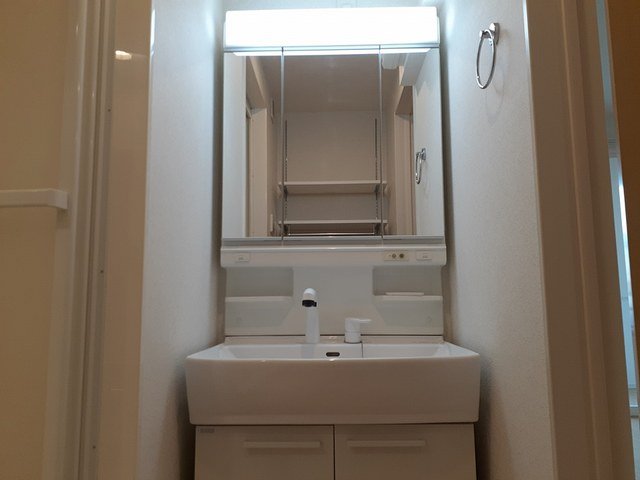 洗面設備　忙しい朝には欠かせない洗面所です