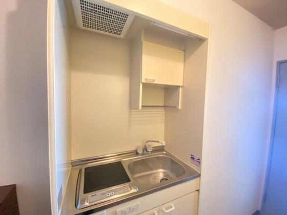 キッチン　※別部屋の写真です