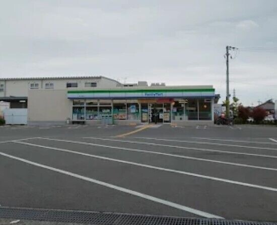 コンビニ　ファミリーマート堺八下町店（コンビニ）まで1109m