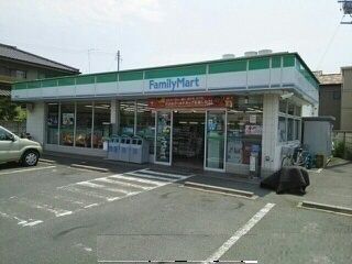 コンビニ　ファミリーマート田原野田店（コンビニ）まで450m