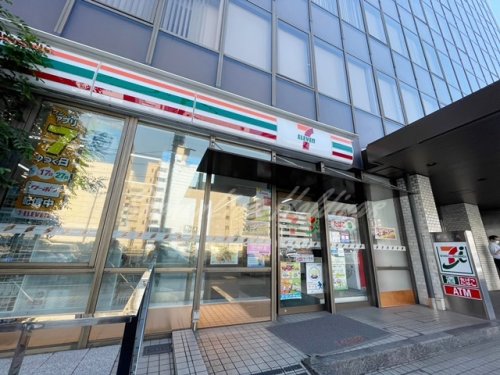 コンビニ　セブン-イレブン 横浜北幸店（コンビニ）まで703m