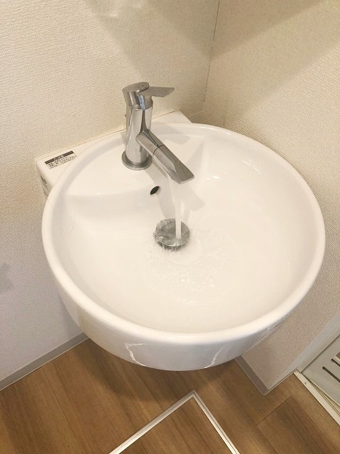 洗面設備　同仕様参考写真