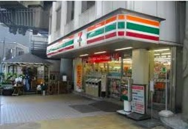 スーパー　マルエツプチ日本橋本町店（スーパー）まで569m