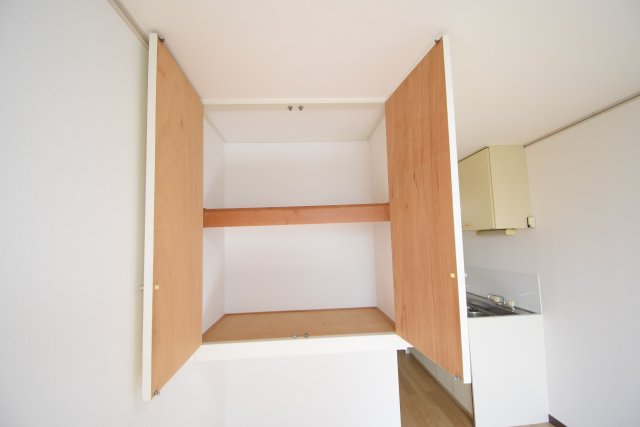 収納　同物件別部屋参考写真です。