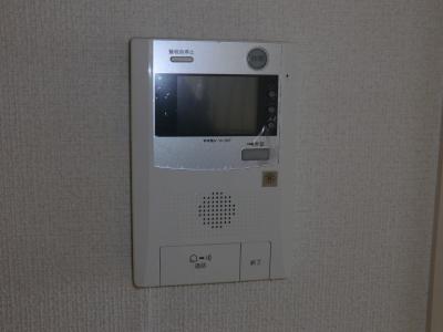 セキュリティ　モニタ付きインターホン　※別号室参考写真