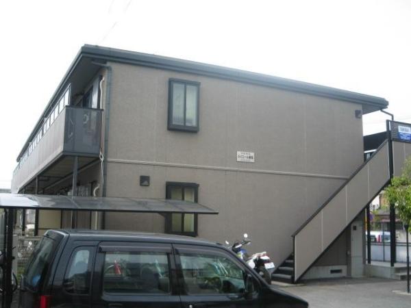 建物外観　宅配ボックス、TVインターホン付き♪