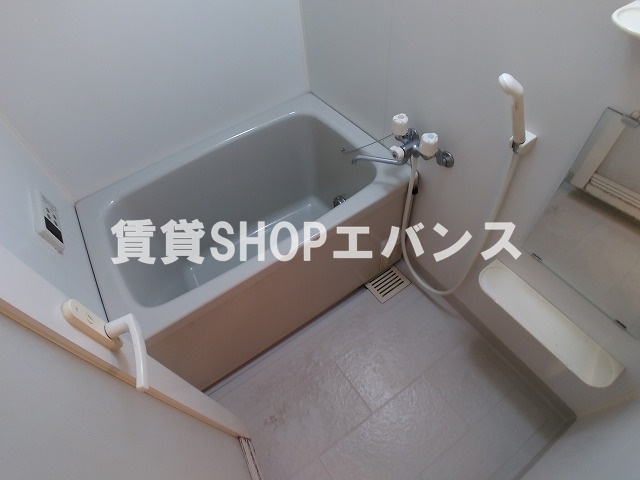 バス・シャワールーム　きれいなお風呂です
