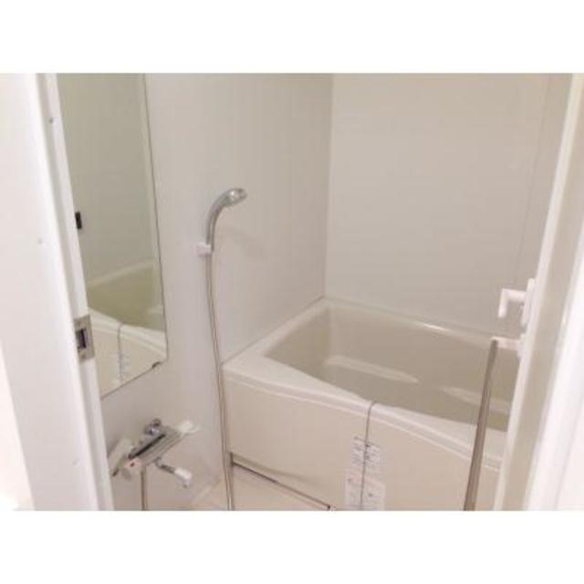 バス・シャワールーム　※写真は同タイプ住戸です。