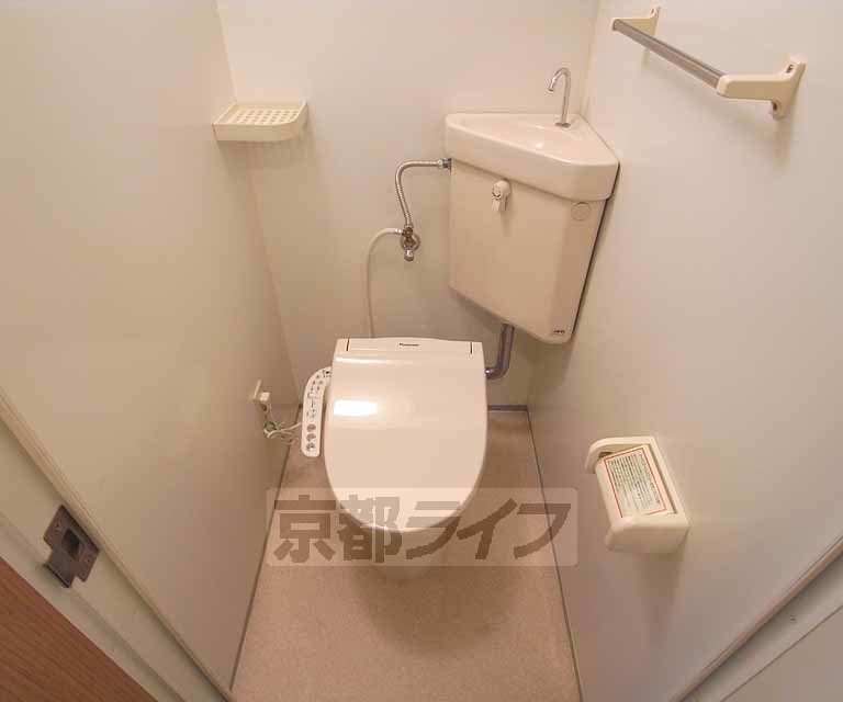 トイレ　きれいなトイレです