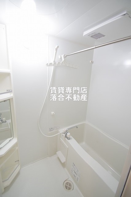 バス・シャワールーム　落ち着いた空間のお風呂♪