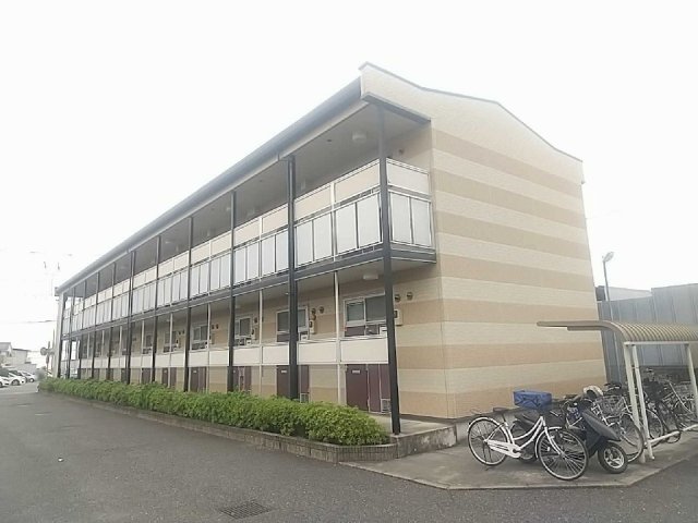 建物外観　落ち着いた雰囲気の外観です