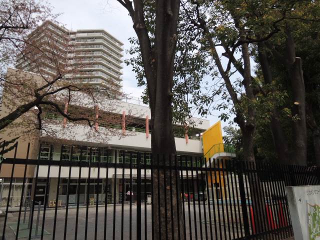 幼稚園・保育園　緑ヶ丘保育園（幼稚園・保育園）まで636m
