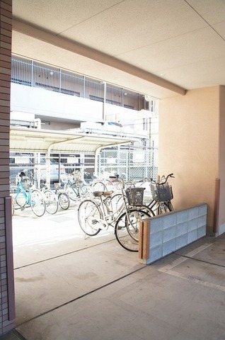 駐車場　駐輪場