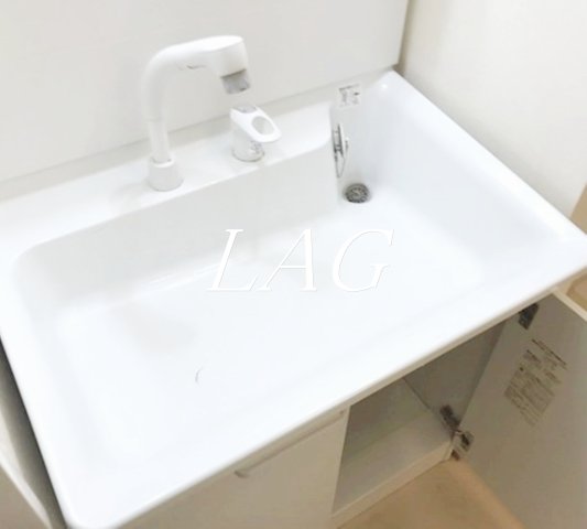 洗面設備　独立洗面台です。