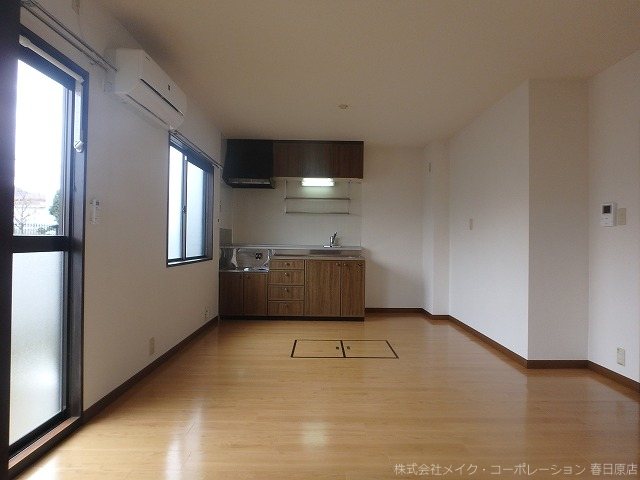 居室・リビング　写真は同型タイプ