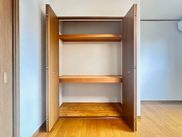 収納　同建物別部屋写真