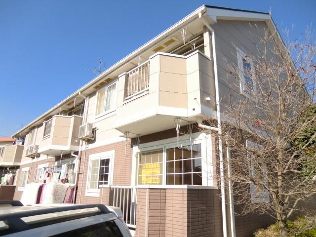 建物外観　南西向き日当たり良好