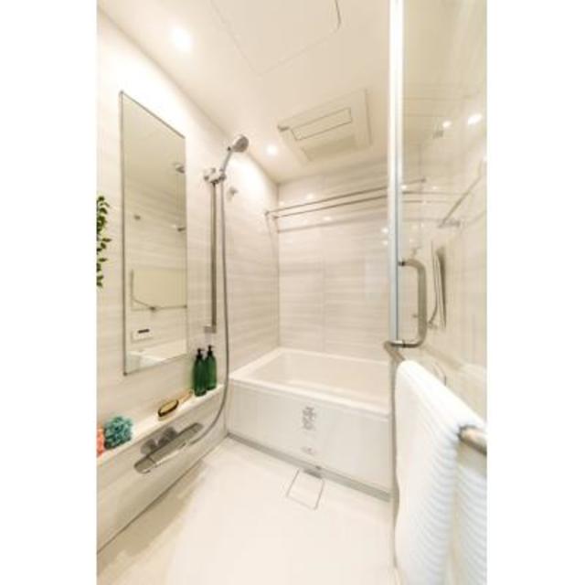 バス・シャワールーム　※写真は同タイプ住戸です。