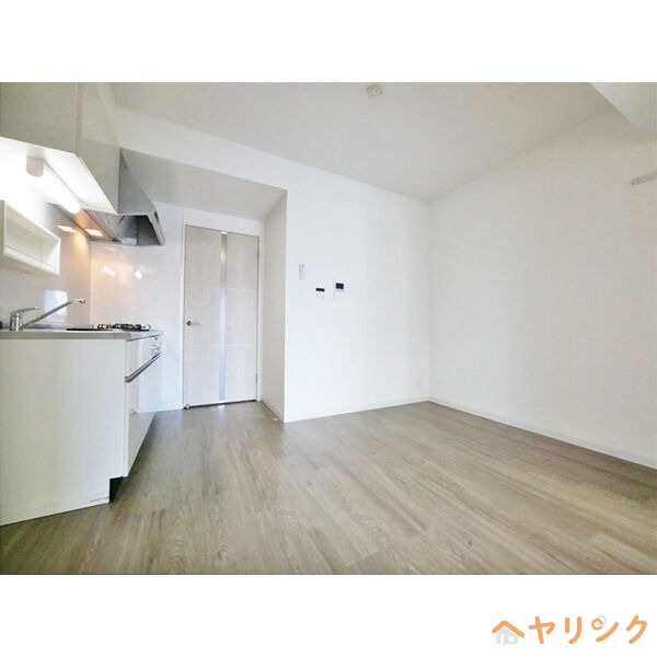 居室・リビング　※５０３号室の写真です