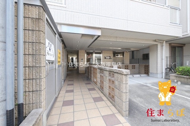 エントランス　共用部の印象も大切に