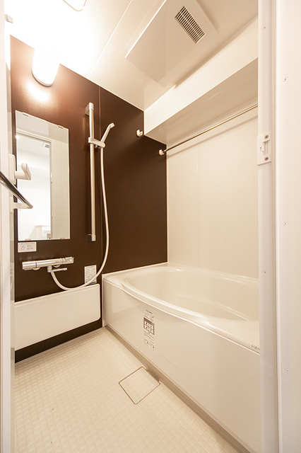 バス・シャワールーム　※写真は同タイプ住戸です。