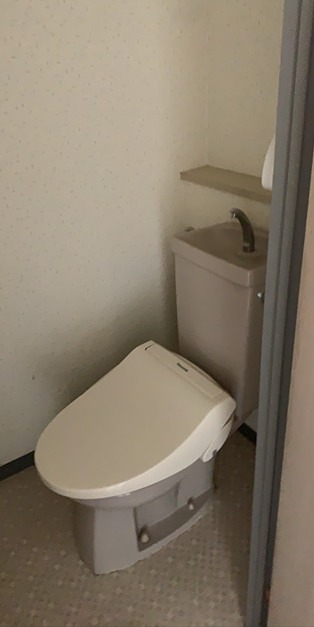 トイレ　別部屋参考