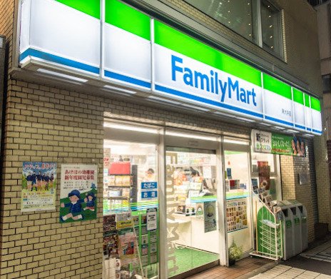 コンビニ　ファミリーマート 東大井店（コンビニ）まで208m