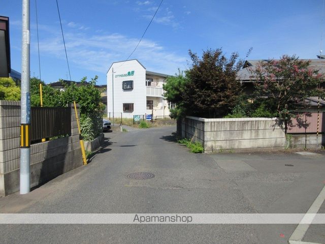 その他　周辺道路（その他）まで0m