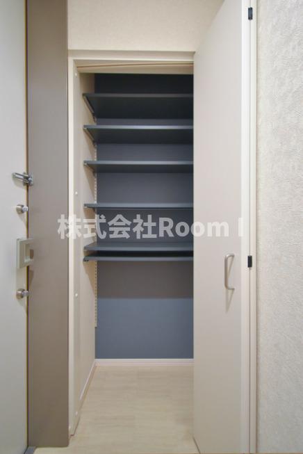 玄関　落ち着いた玄関です