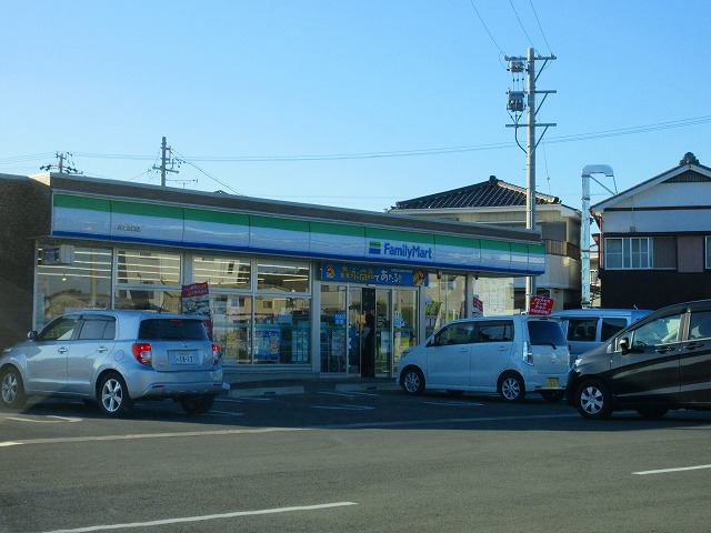コンビニ　ファミリーマート 浜北宮口店（コンビニ）まで797m