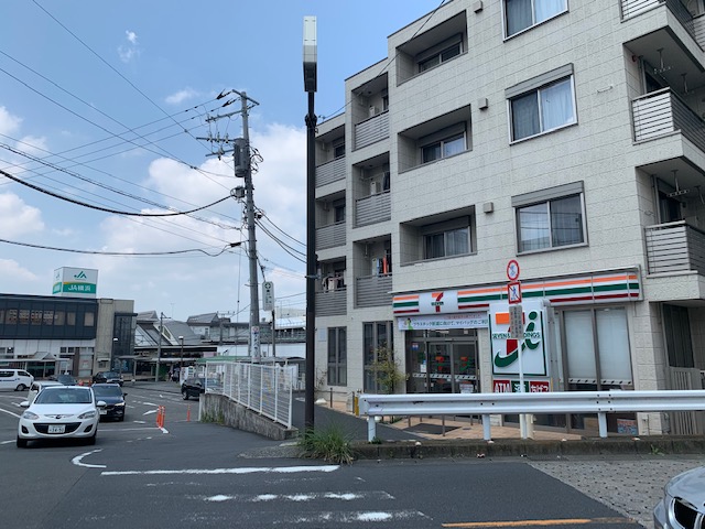コンビニ　セブンイレブン横浜長津田駅前店（コンビニ）まで222m