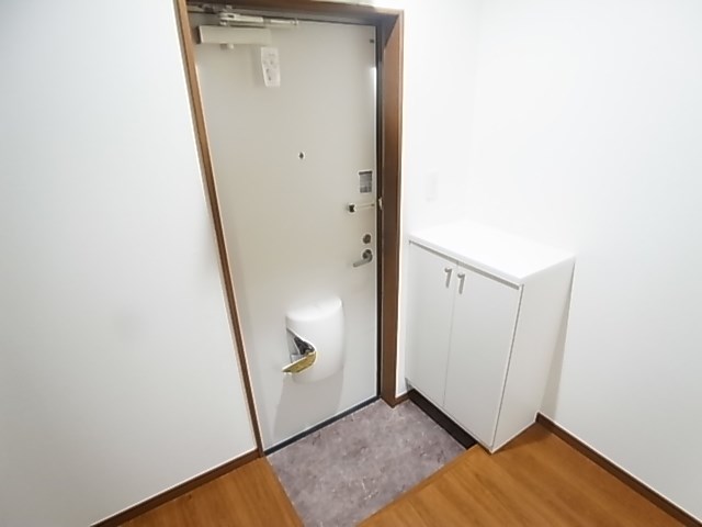 玄関　別室・同仕様参考写真