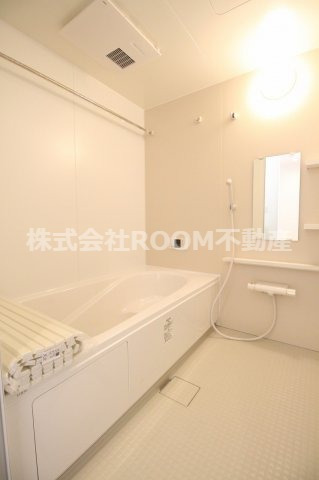 バス・シャワールーム　お風呂で日々の疲れを落としましょう
