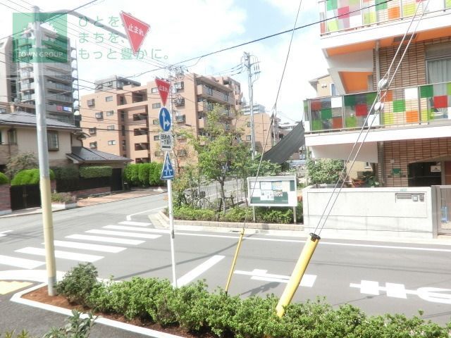 眺望　閑静な住宅街です。
