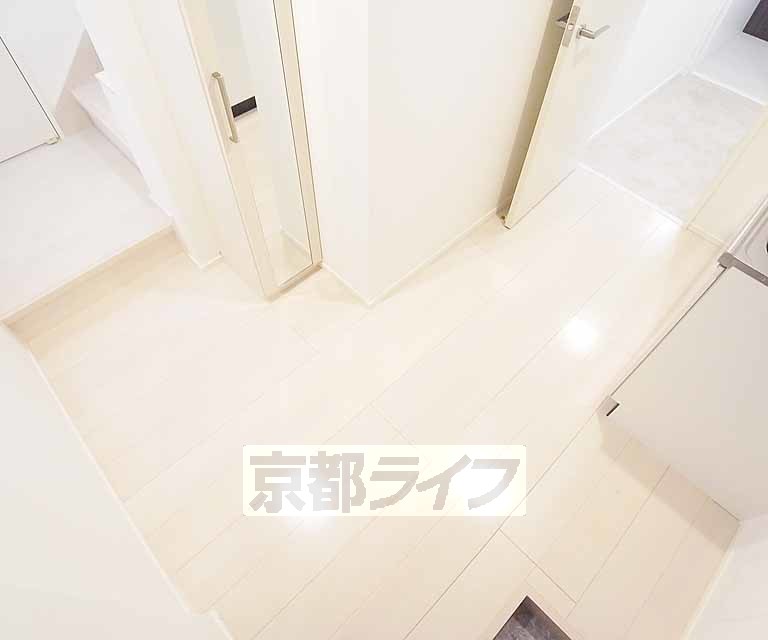 玄関　類似物件の流用です。