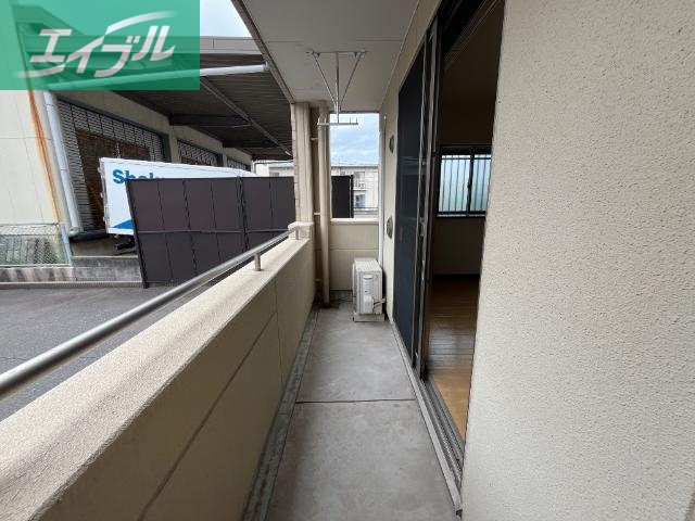 バルコニー　ベランダ