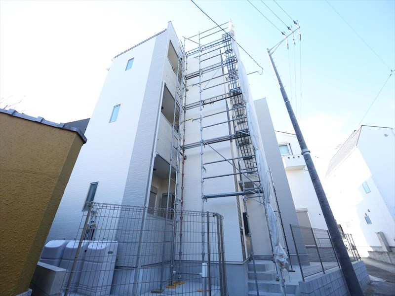 建物外観　外観　オートロック付　宅配ＢＯＸ有り
