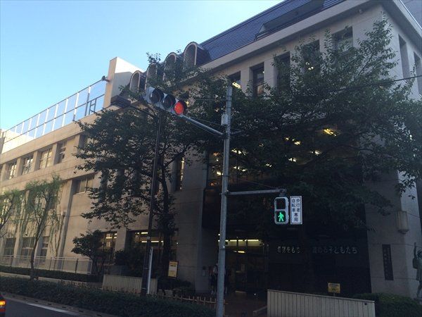 小学校　中央区立京橋築地小学校（小学校）まで580m