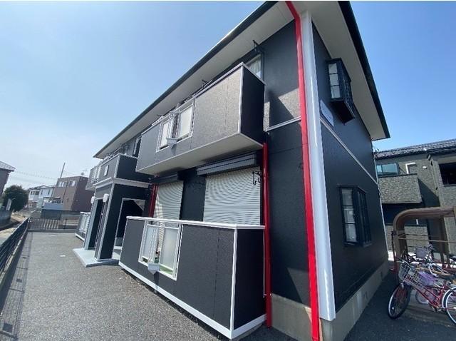 建物外観　軽量鉄骨造
