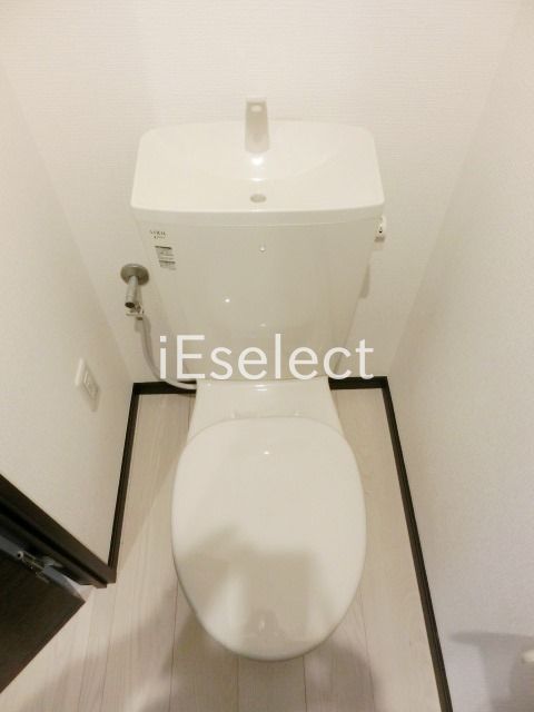 トイレ　シンプルなトイレです。