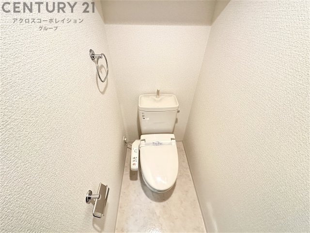 トイレ　ウォシュレット付きのトイレです♪